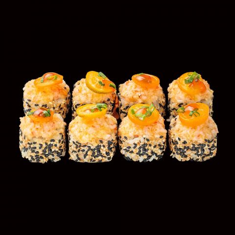 Запеченный ролл с манго и креветками (280г)