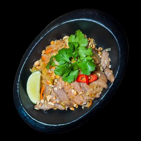 Рисовая лапша с уткой по-пекински (335г) Рисовая лапша с уткой по-пекински (335г)