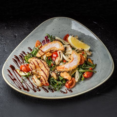 Салат с морепродуктами (220г)