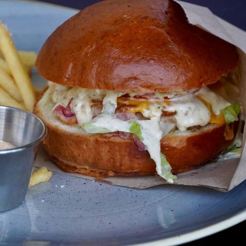 Бургер Chicken White (295/100/30г)